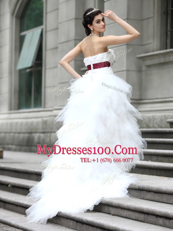 Hot Selling White Strapless Zipper Ruffles and Belt and Hand Made Flower Wedding Dresses Sleeveless