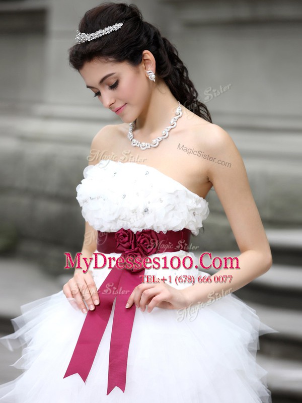 Hot Selling White Strapless Zipper Ruffles and Belt and Hand Made Flower Wedding Dresses Sleeveless