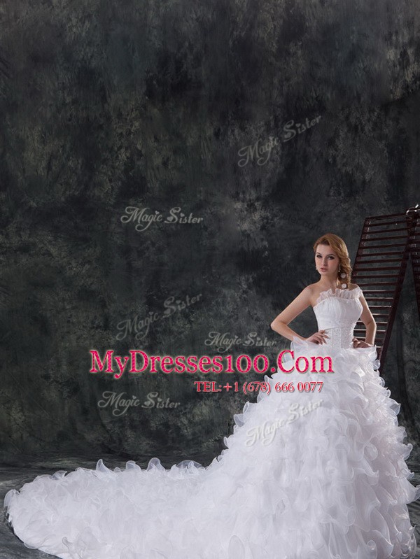 Edgy Scoop Lace Up Wedding Dress White for Wedding Party with Beading and Ruffles Chapel Train