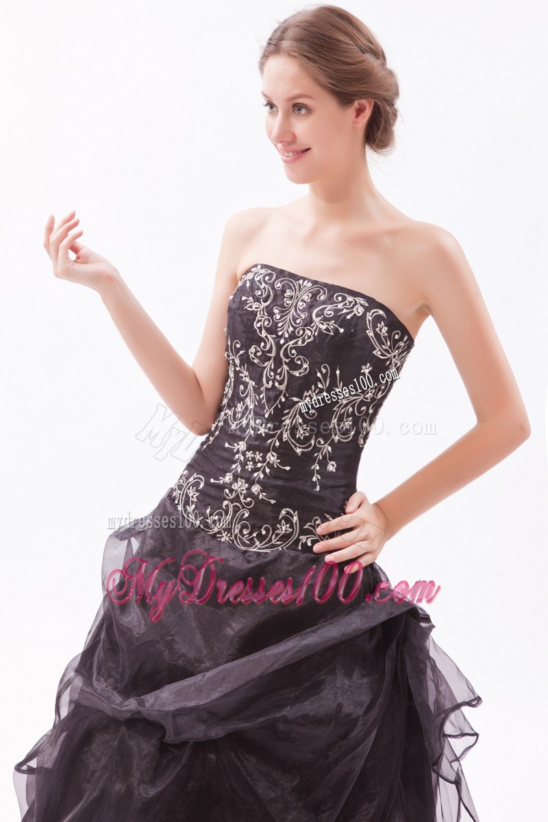 Embroidery and Organza Pick-ups Decorate Black Prom Gown