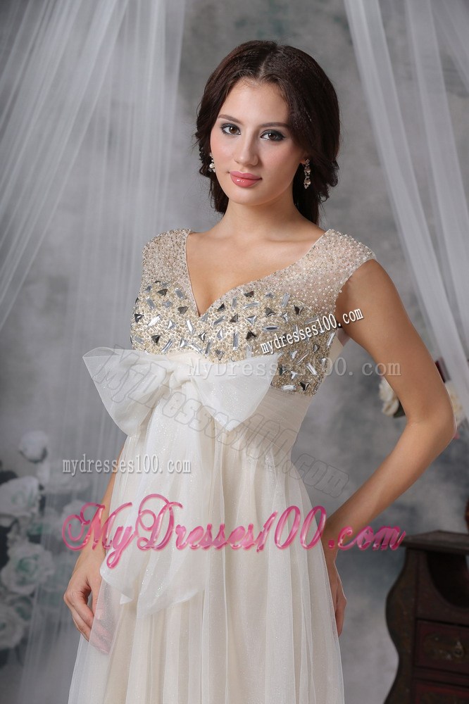 White Empire V-neck Beading Designed Prom Dress With Bow