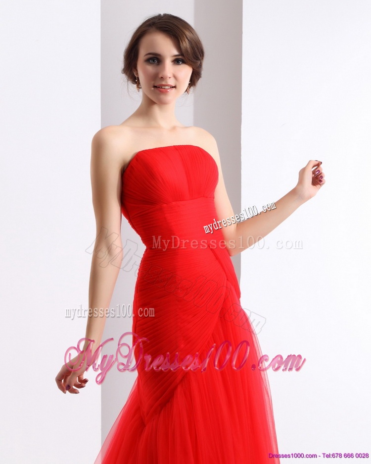 Classical Strapless Floor Length Ruching Evening Dress in Red