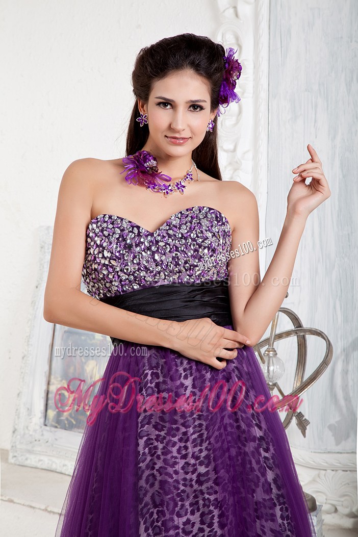 Beaded Sweetheart A-line Tulle Prom Gown in Purple Color