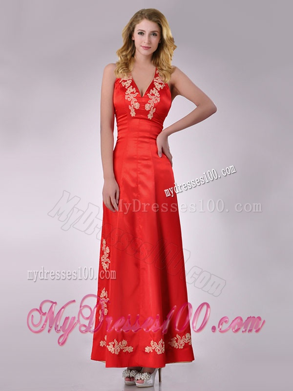 Modest Column Halter Top Backless Red Evening Dress with Appliques