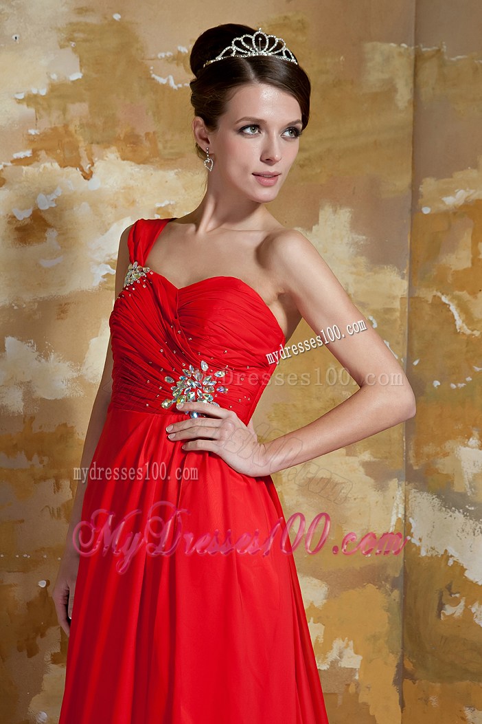 Beaded and Ruched Red Dresses for Prom with Watteau Train