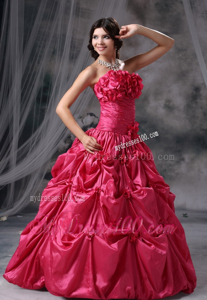 Hand Made Flowers Quinceanera Dress with Pick-ups and Flowers Neckline