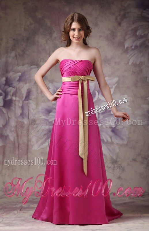 Hot Pink Column Ruch and Bows Decorate Prom Dress with Brush