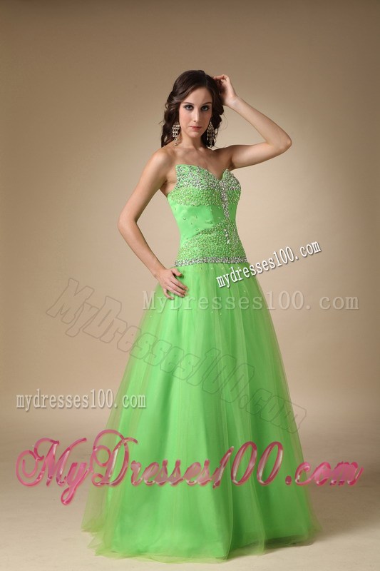 New Style Spring Green Puffy Prom Dress Decorated with Shining Jewelries