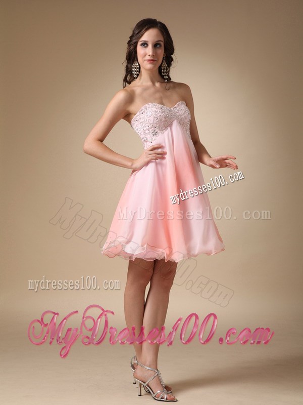 A-line Beading Sweetheart Prom Gowns in Pink with Ruffled Hemline