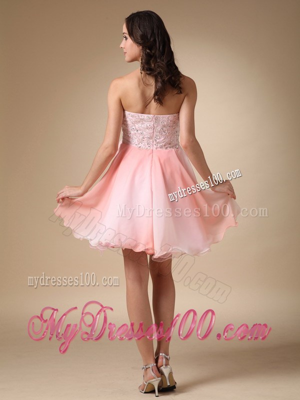 A-line Beading Sweetheart Prom Gowns in Pink with Ruffled Hemline