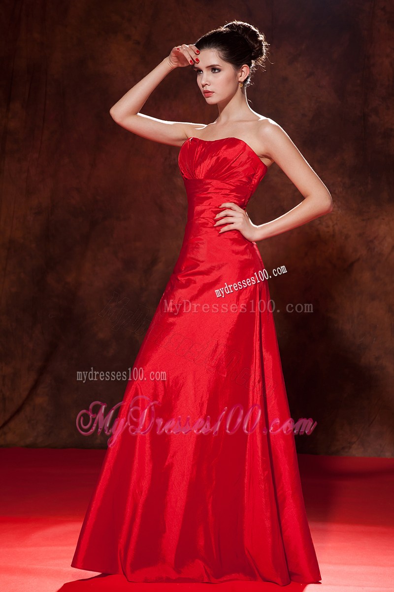 Strapless Sweetheart Ruched Long Prom Dress in Wine Red