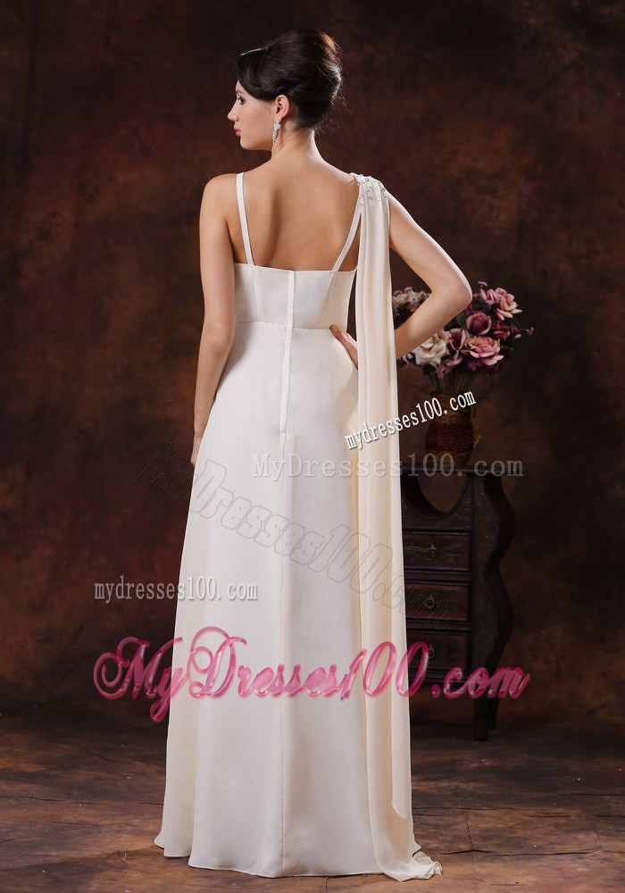 Champagne V-neck Chiffon Beaded Prom Dress With Watteat Train