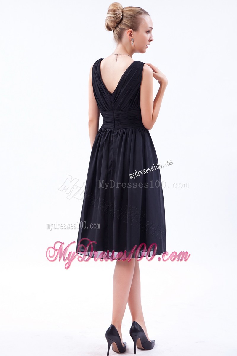 V-neck Knee-Length Black Chiffon Dresses for Prom