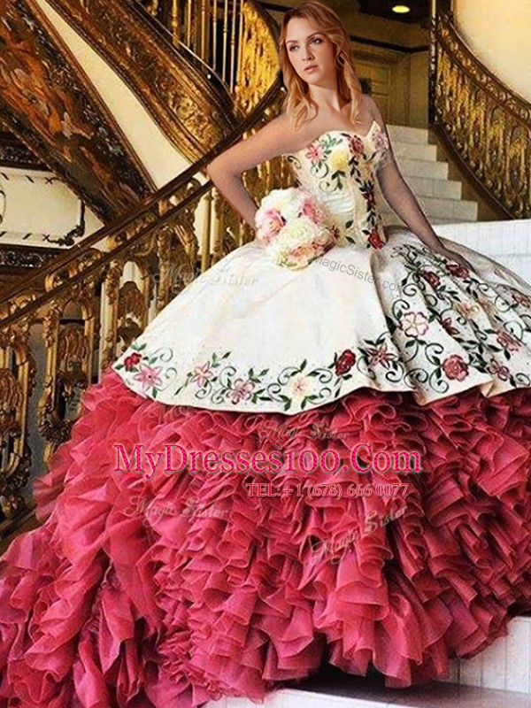 Graceful White and Red Ball Gowns Embroidery and Ruffles Quinceanera Gowns Lace Up Organza and Taffeta Sleeveless With Train