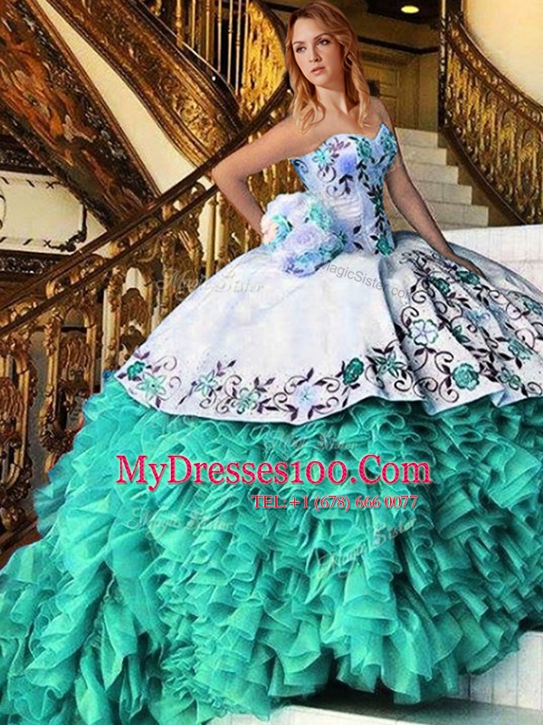 Sweetheart Sleeveless Organza Sweet 16 Quinceanera Dress Appliques and Embroidery Lace Up