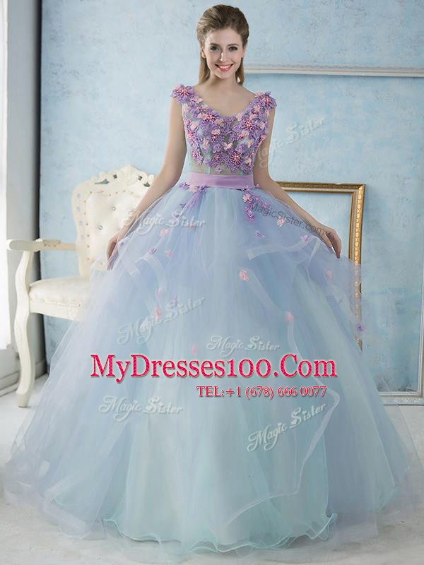 Elegant V-neck Sleeveless Tulle Ball Gown Prom Dress Appliques and Ruffles Lace Up