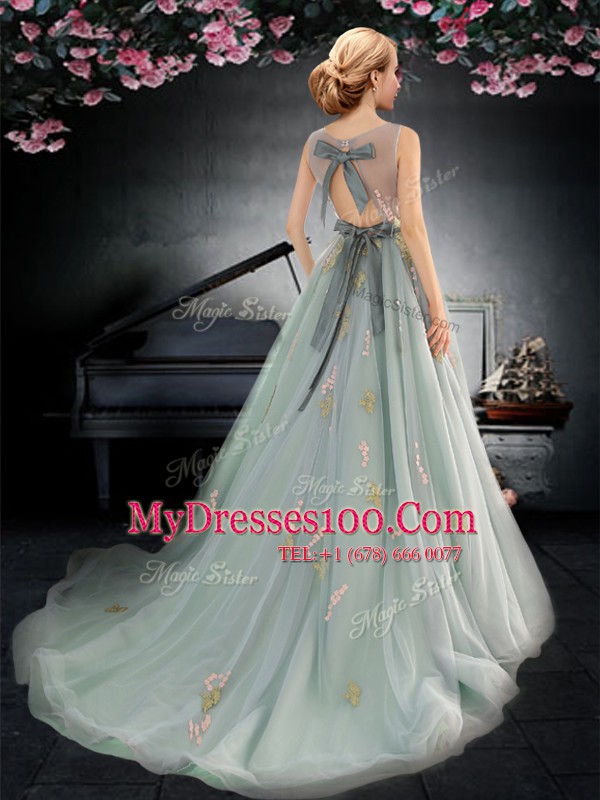 Discount Backless Scoop Sleeveless With Brush Train Appliques and Bowknot Apple Green Tulle