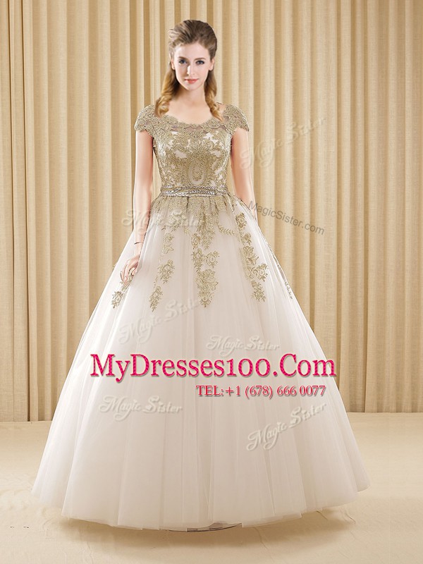 Scoop Short Sleeves Beading and Appliques Lace Up Quince Ball Gowns