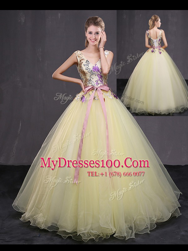 Super Floor Length Ball Gowns Sleeveless Light Yellow Quinceanera Gowns Lace Up