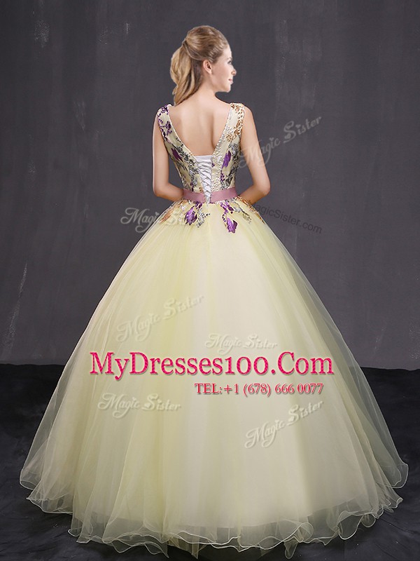 Super Floor Length Ball Gowns Sleeveless Light Yellow Quinceanera Gowns Lace Up