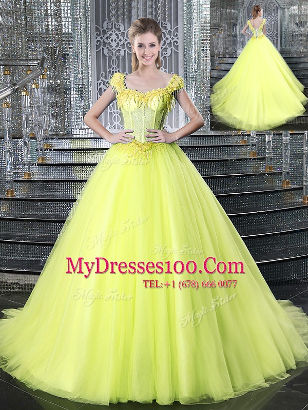 Customized Straps Beading and Appliques Quinceanera Dresses Yellow Lace Up Sleeveless With Brush Train