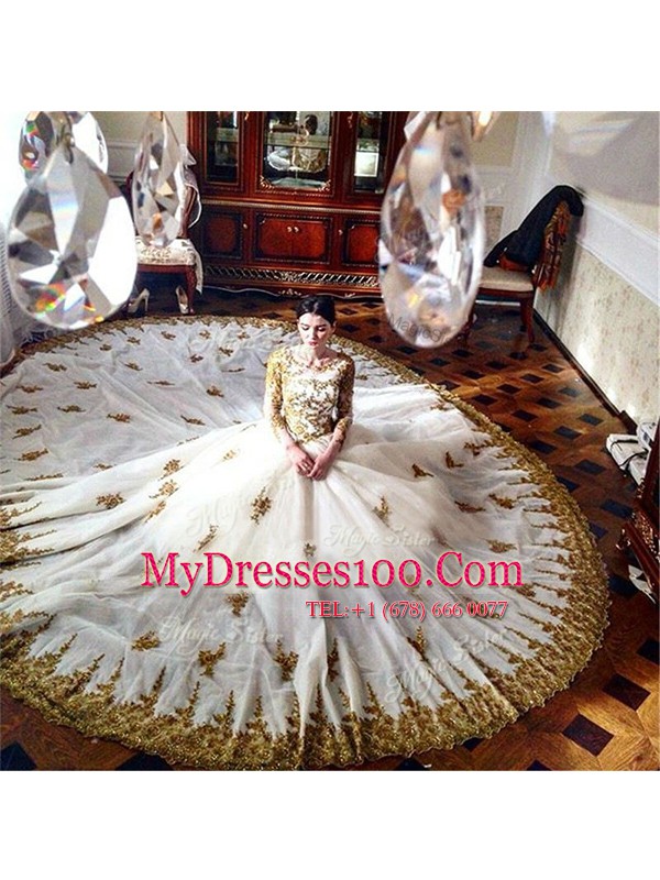Artistic Scoop Long Sleeves With Train Zipper Quinceanera Gowns White for Military Ball and Sweet 16 and Quinceanera with Appliques Chapel Train