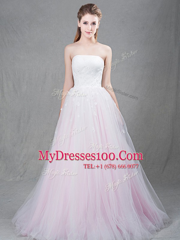 Extravagant Strapless Sleeveless Tulle Wedding Dresses Appliques Brush Train Lace Up