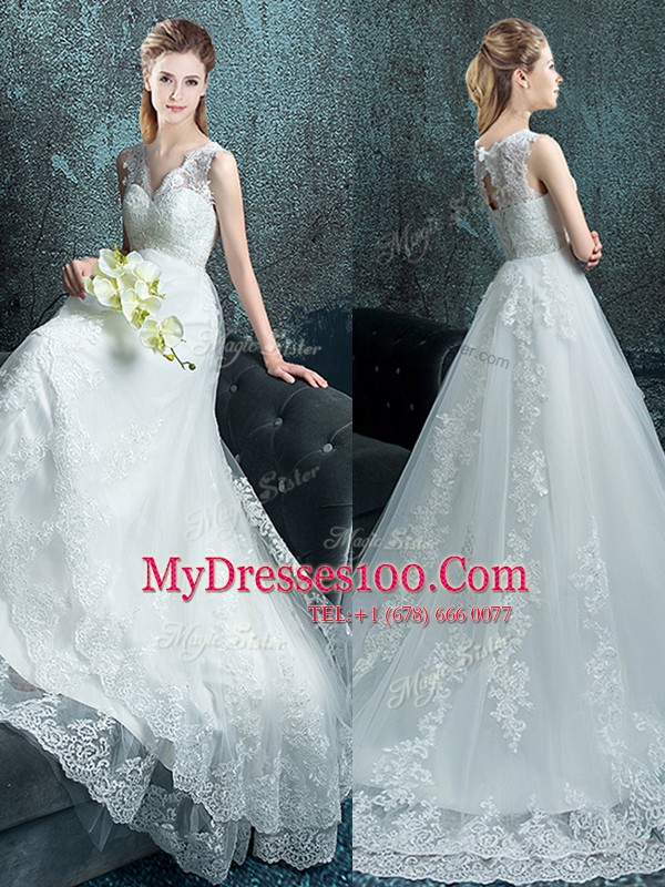 Traditional Sleeveless Tulle With Brush Train Lace Up Wedding Dresses in White with Lace and Appliques