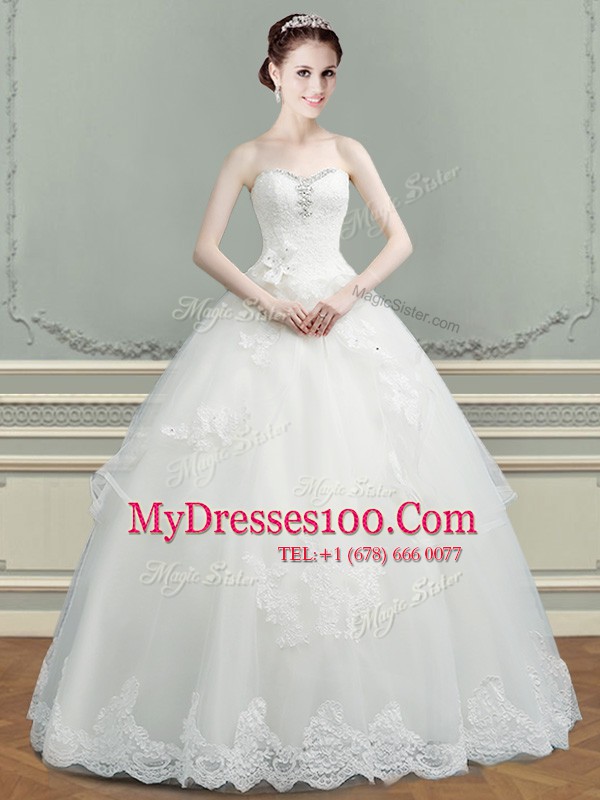 Dynamic Tulle Sweetheart Sleeveless Lace Up Beading and Appliques Wedding Gown in White