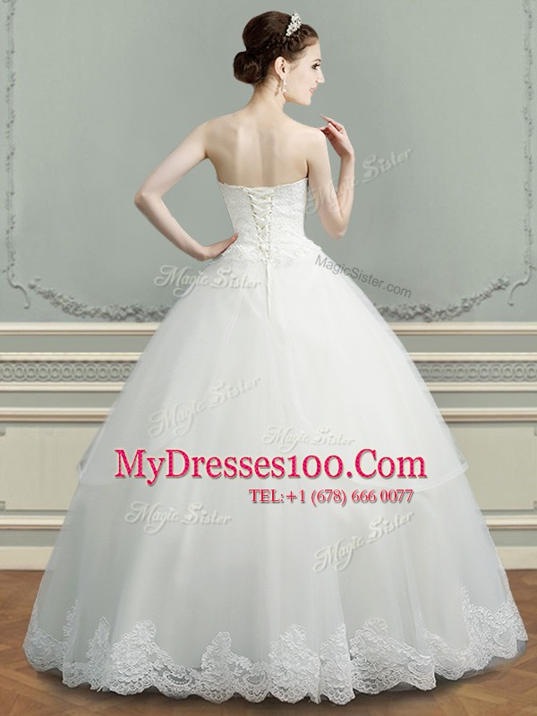 Dynamic Tulle Sweetheart Sleeveless Lace Up Beading and Appliques Wedding Gown in White
