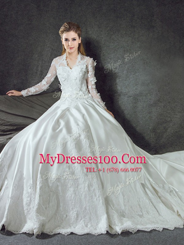 Fine V-neck Long Sleeves Chapel Train Zipper Wedding Dresses White Satin