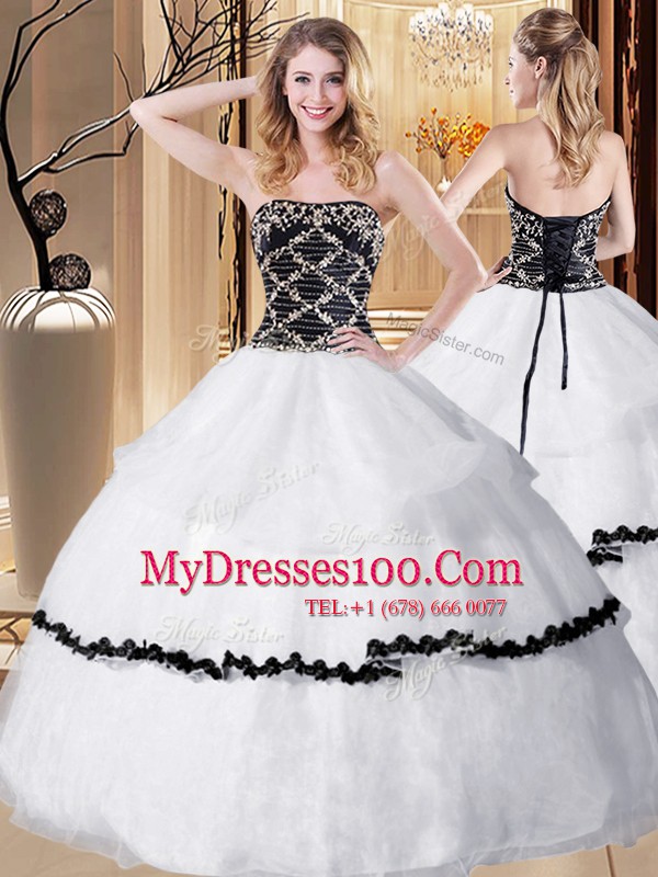 Luxurious Sleeveless Floor Length Beading Lace Up 15 Quinceanera Dress with White